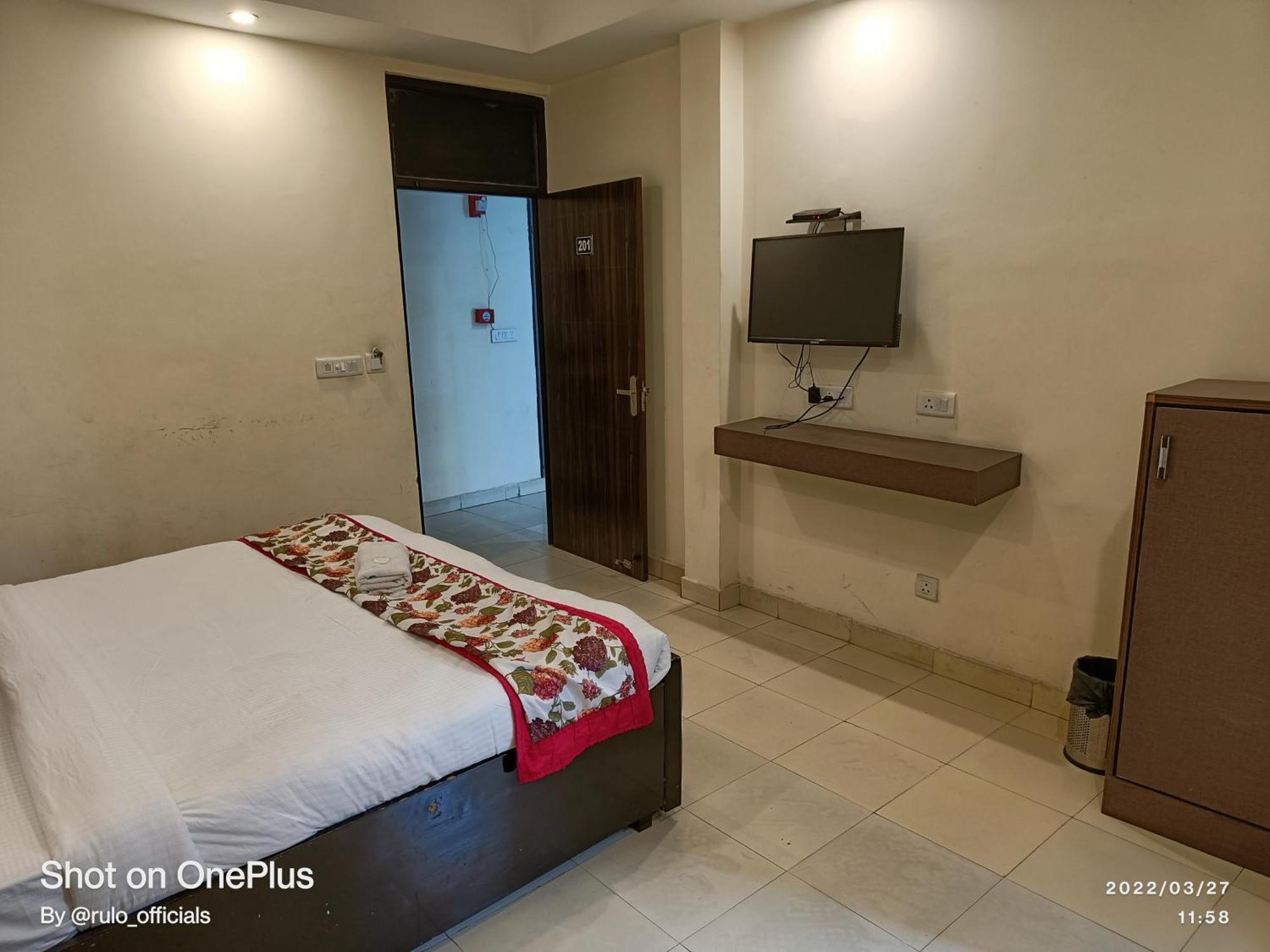 O Happy 3* New Delhi
